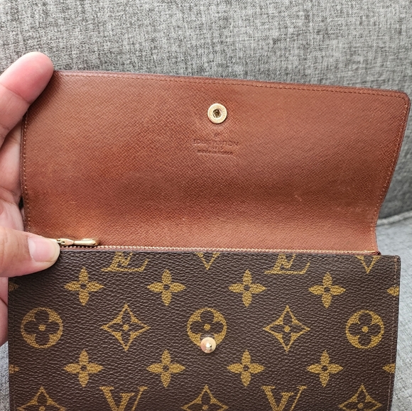 Louis Vuitton Monogram Sarah wallet - Picture 14 of 14